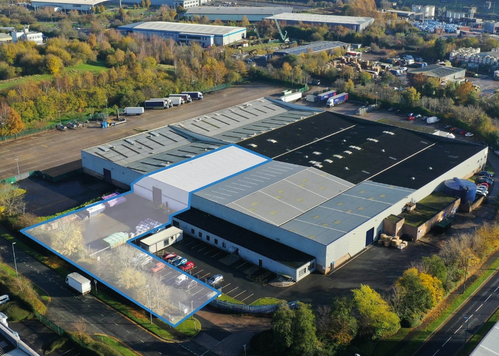 Gilchrist Rd, Manchester to rent Interior Photo- Image 1 of 1