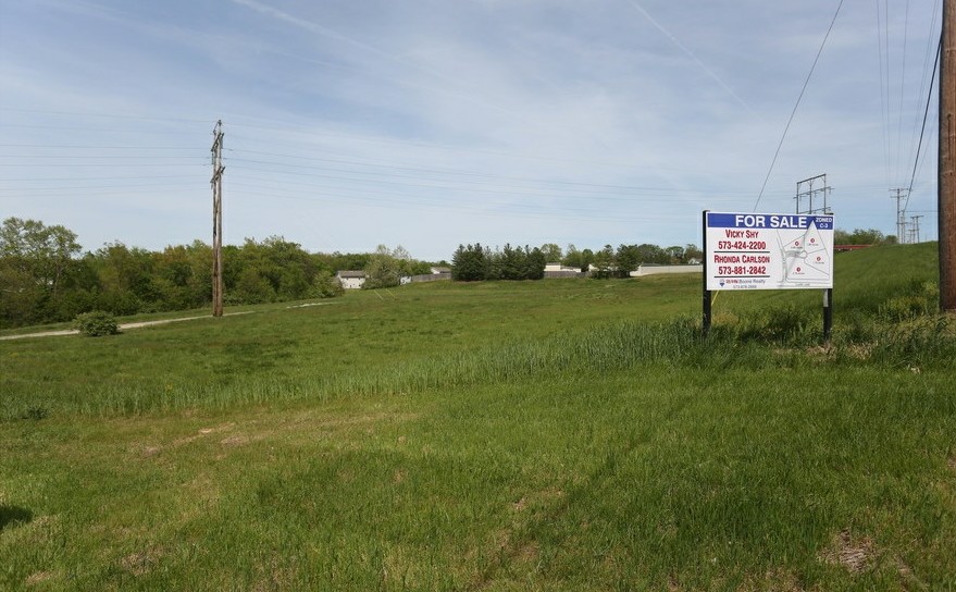 Clark Ln, Columbia, MO for sale - Primary Photo - Image 1 of 1