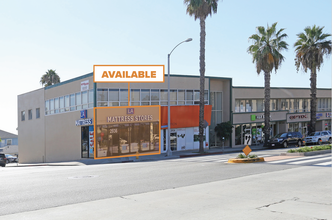 2914-2936 Wilshire Blvd, Santa Monica, CA for rent Building Photo- Image 1 of 10