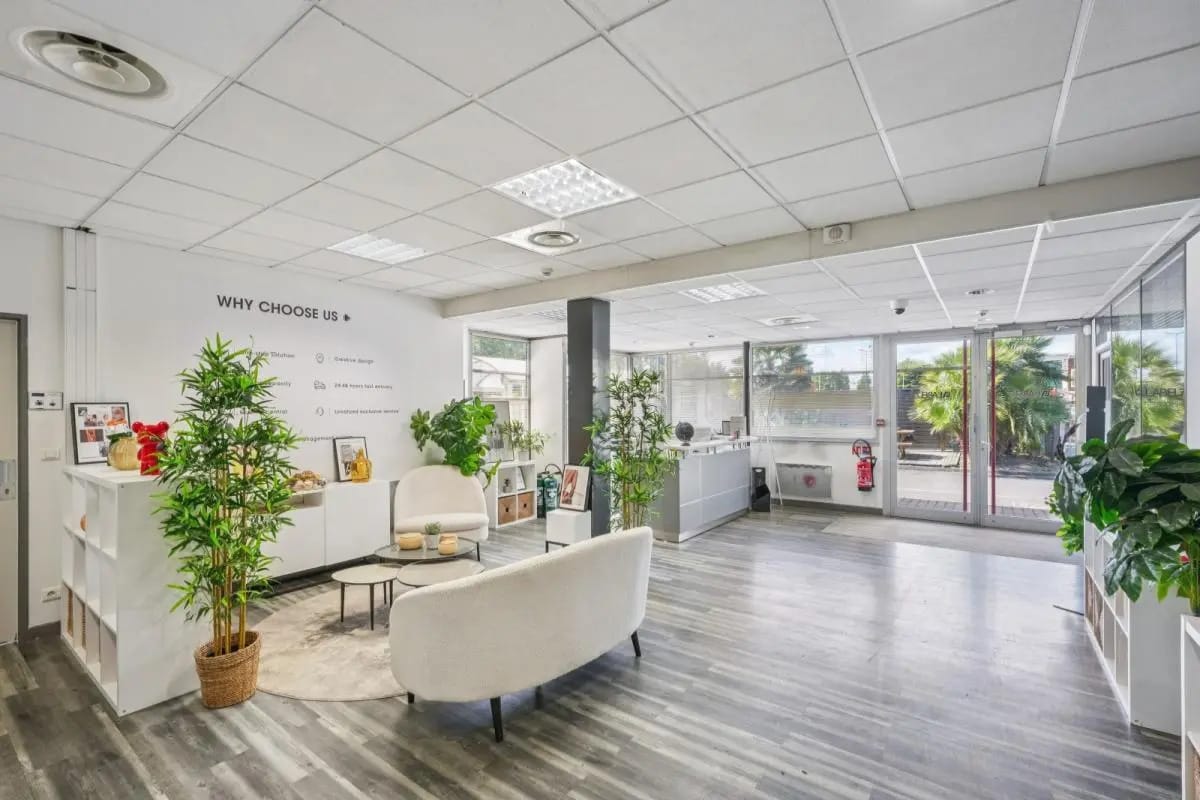 16 Rue Thomas Edison, Gennevilliers for sale Building Photo- Image 1 of 12