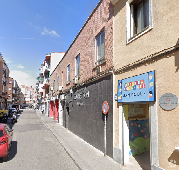 Calle Abolengo, 12, Madrid, Madrid for sale - Building Photo - Image 2 of 2