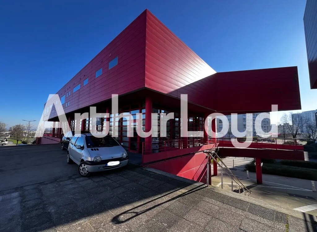 Location Bureaux 510 m² - Photo 1