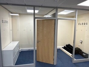 Majors Rd, Swindon to rent Interior Photo- Image 2 of 3