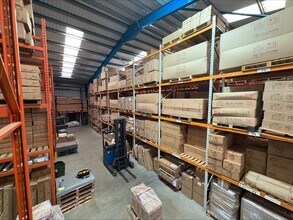 Woodview Rd, Paignton to rent Interior Photo- Image 2 of 5