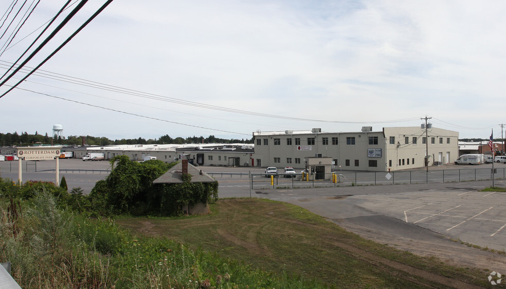 100 Rotterdam Industrial Park, Schenectady, NY for sale - Building Photo - Image 1 of 1