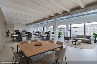 Office in Barcelona, Barcelona to rent Interior Photo- Image 2 of 10