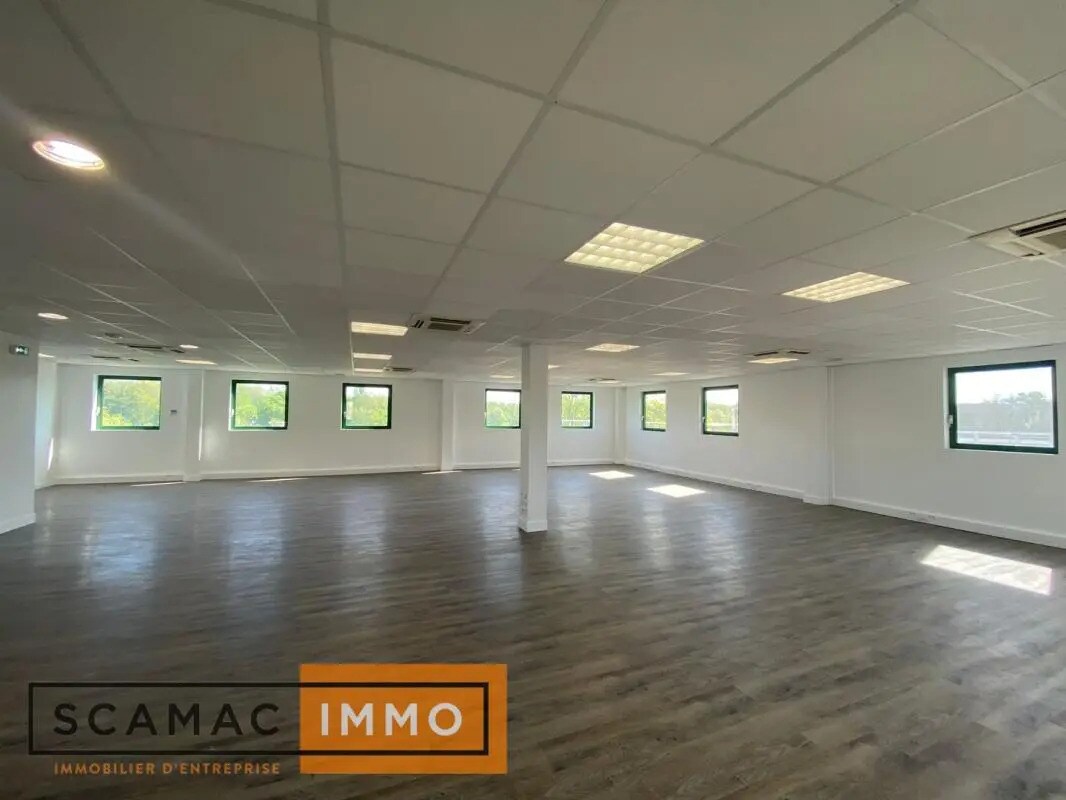 Office in Viry-Châtillon for sale Building Photo- Image 1 of 10