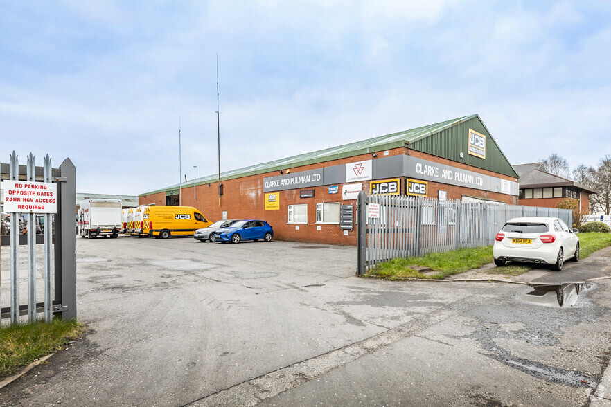 3 Langley Rd, Ormskirk for rent - Building Photo - Image 2 of 3