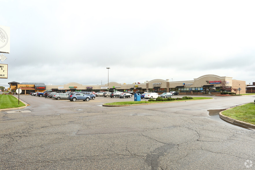 4205-4225 Miller Rd, Flint, MI for rent - Building Photo - Image 1 of 4