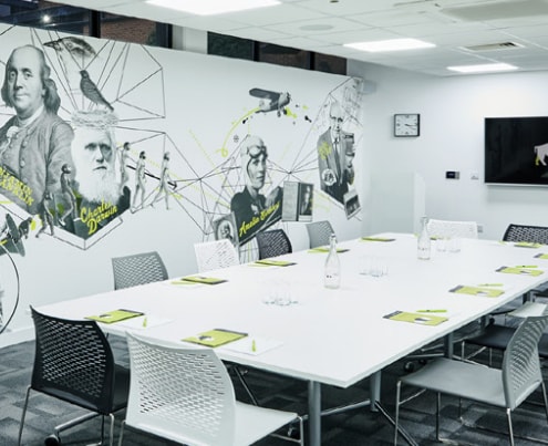 Manton Ln, Bedford to rent - Interior Photo - Image 2 of 5