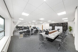 Buckley Rd, Rochdale to rent Building Photo- Image 1 of 6