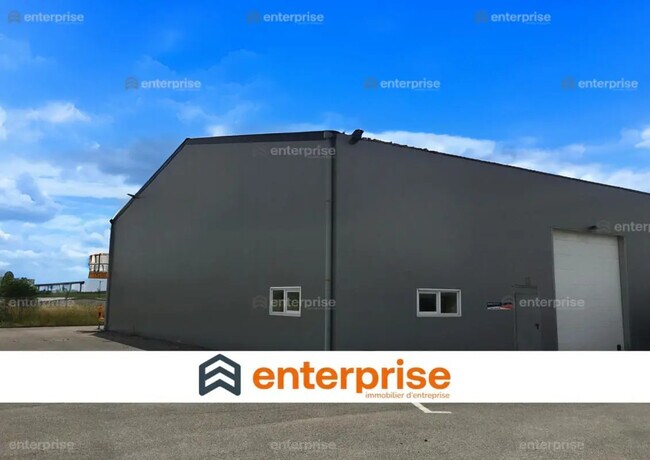 Location Local d'activités 600 m²