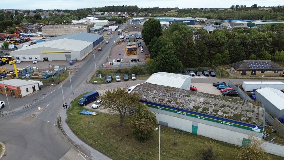 34 Moycroft Rd, Elgin to rent - Building Photo - Image 3 of 6