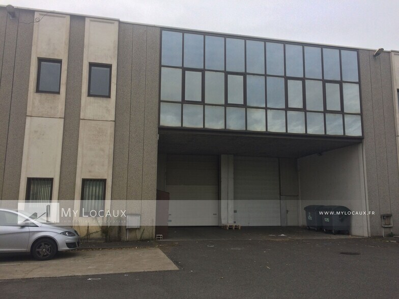 16-18 Boulevard Galliéni, Gennevilliers to rent - Building Photo - Image 3 of 7