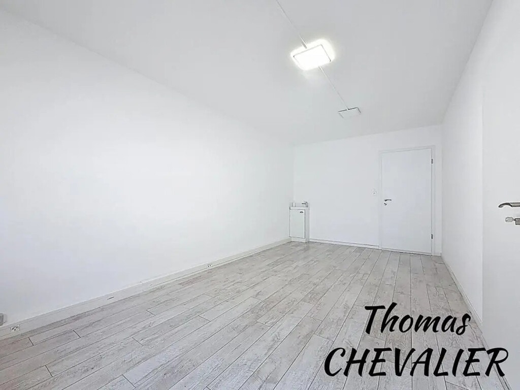 Location Bureaux 45 m² - Photo 1