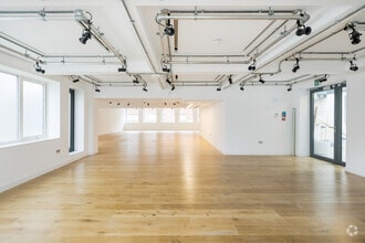 114-118 Southampton Row, London to rent Interior Photo- Image 2 of 6