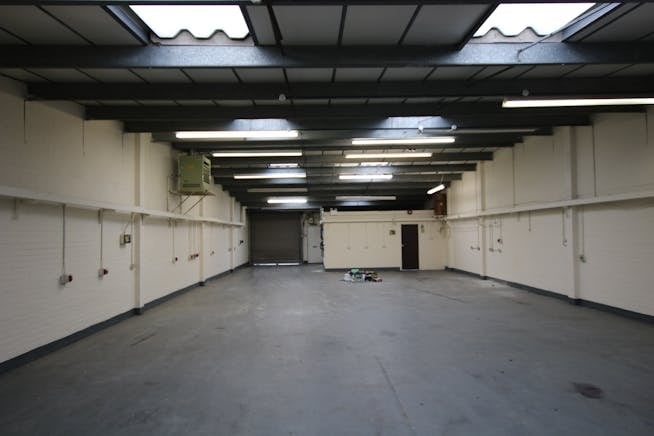 5-8 Vanguard Works, Blandford Forum to rent Interior Photo- Image 1 of 1