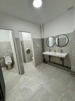 Office in Levallois-Perret to rent - Interior Photo - Image 2 of 5