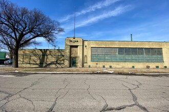 2701-2731 Jerome St, Detroit, MI for rent Primary Photo- Image 1 of 5