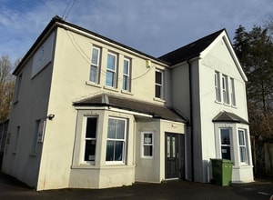 Cowbridge Rd, Bridgend to rent Interior Photo- Image 1 of 3