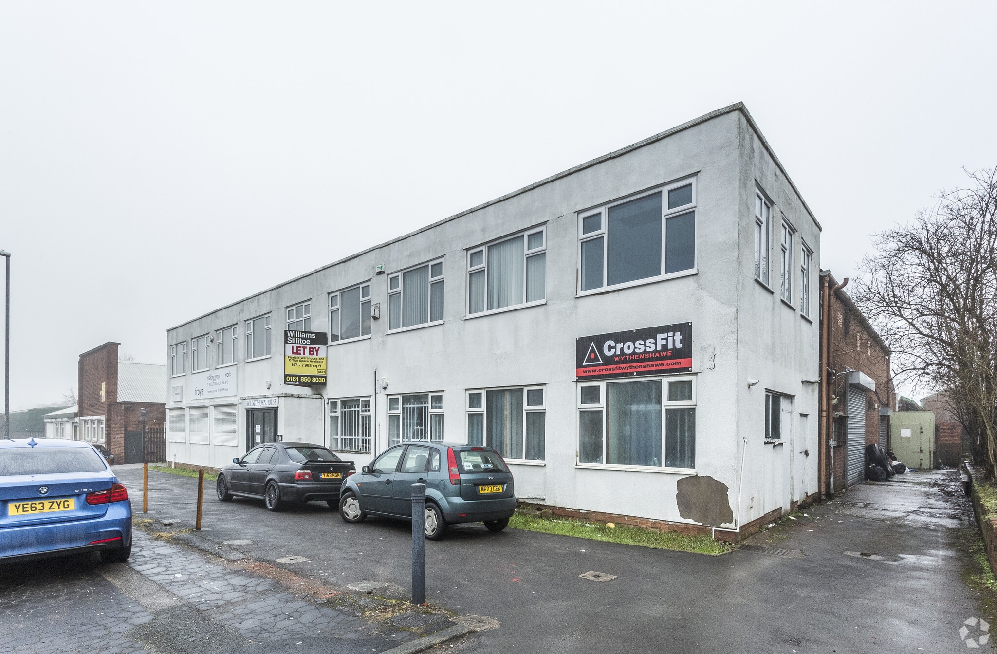 Floats Rd, Manchester for sale Primary Photo- Image 1 of 1