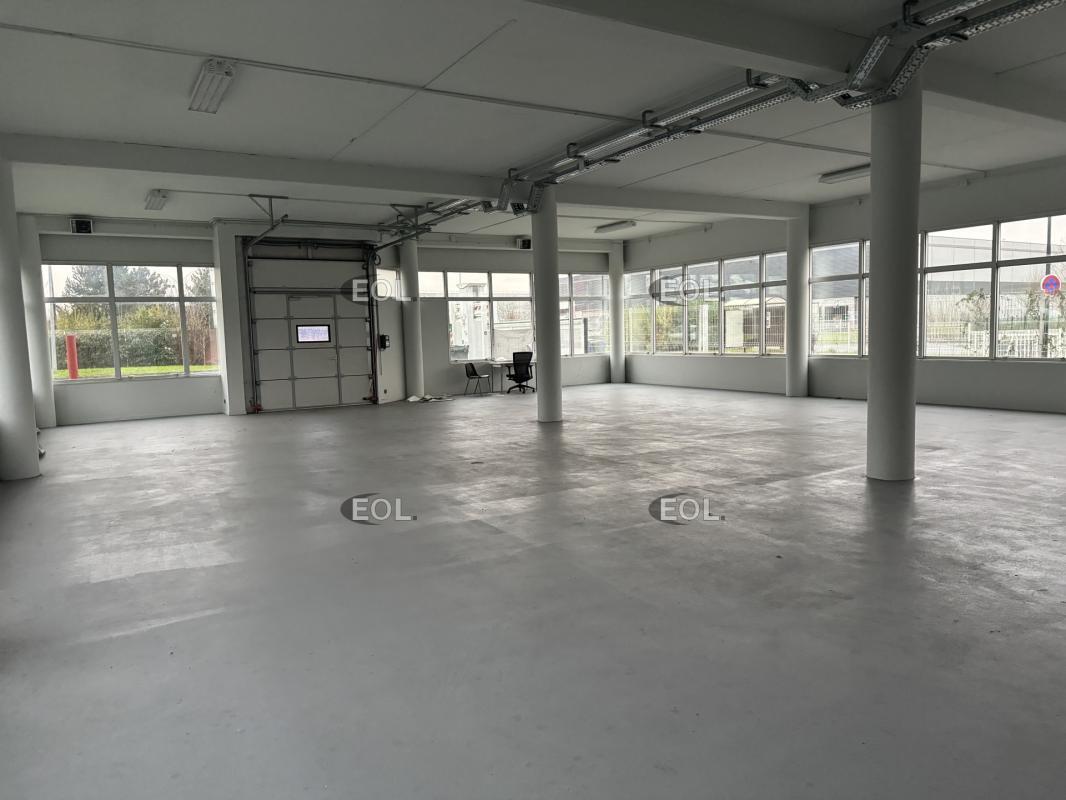 Light Industrial in Tigery to rent Interior Photo- Image 1 of 4
