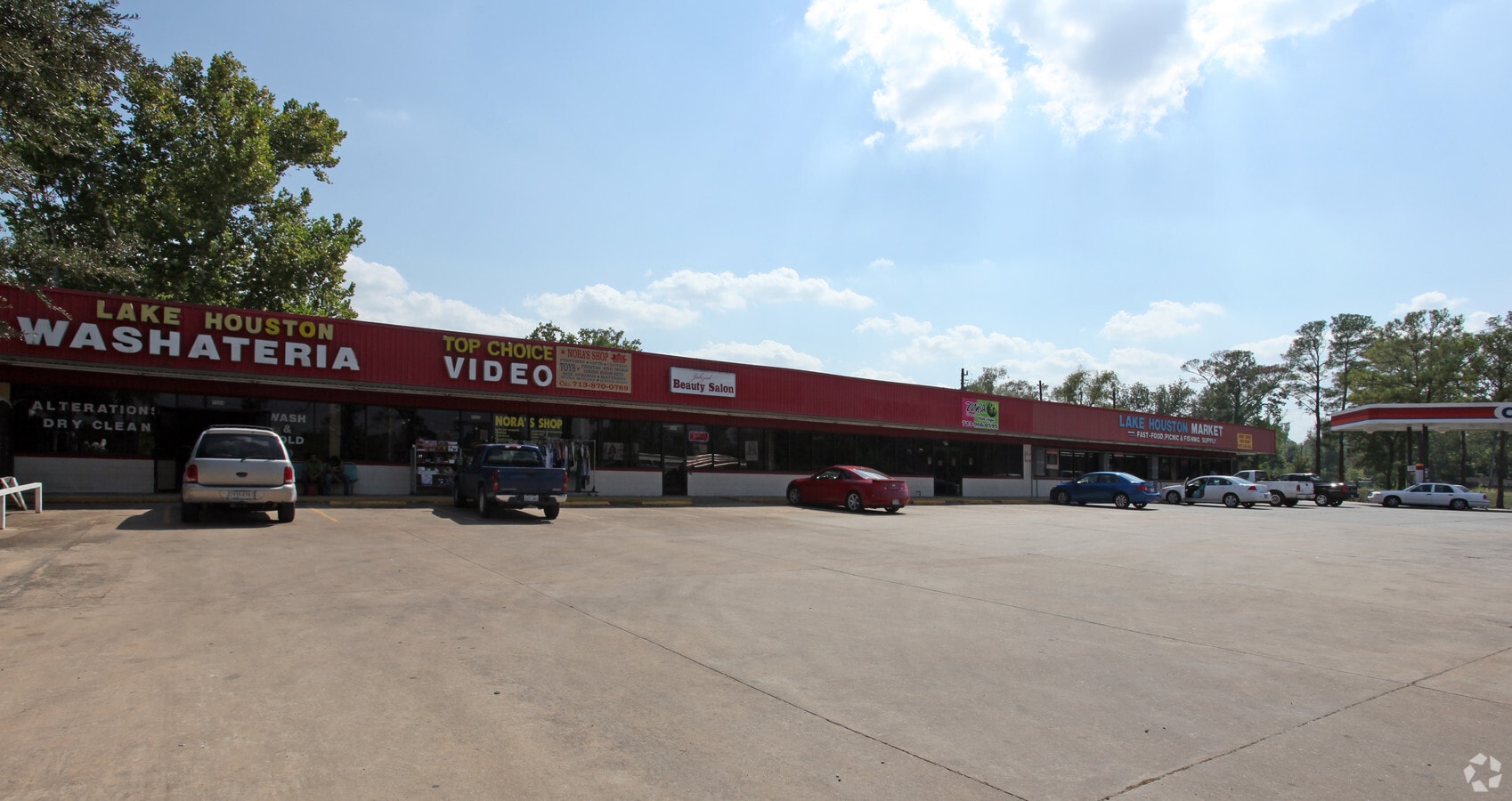 90009008 E Mount Houston Rd, Houston 77050 UK