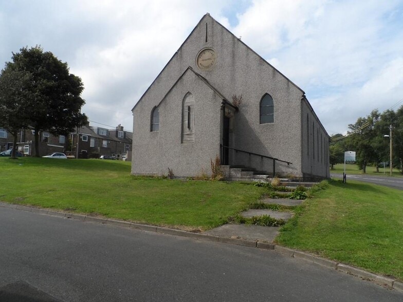 Glossop St, Rowlands Gill for sale - Building Photo - Image 2 of 8