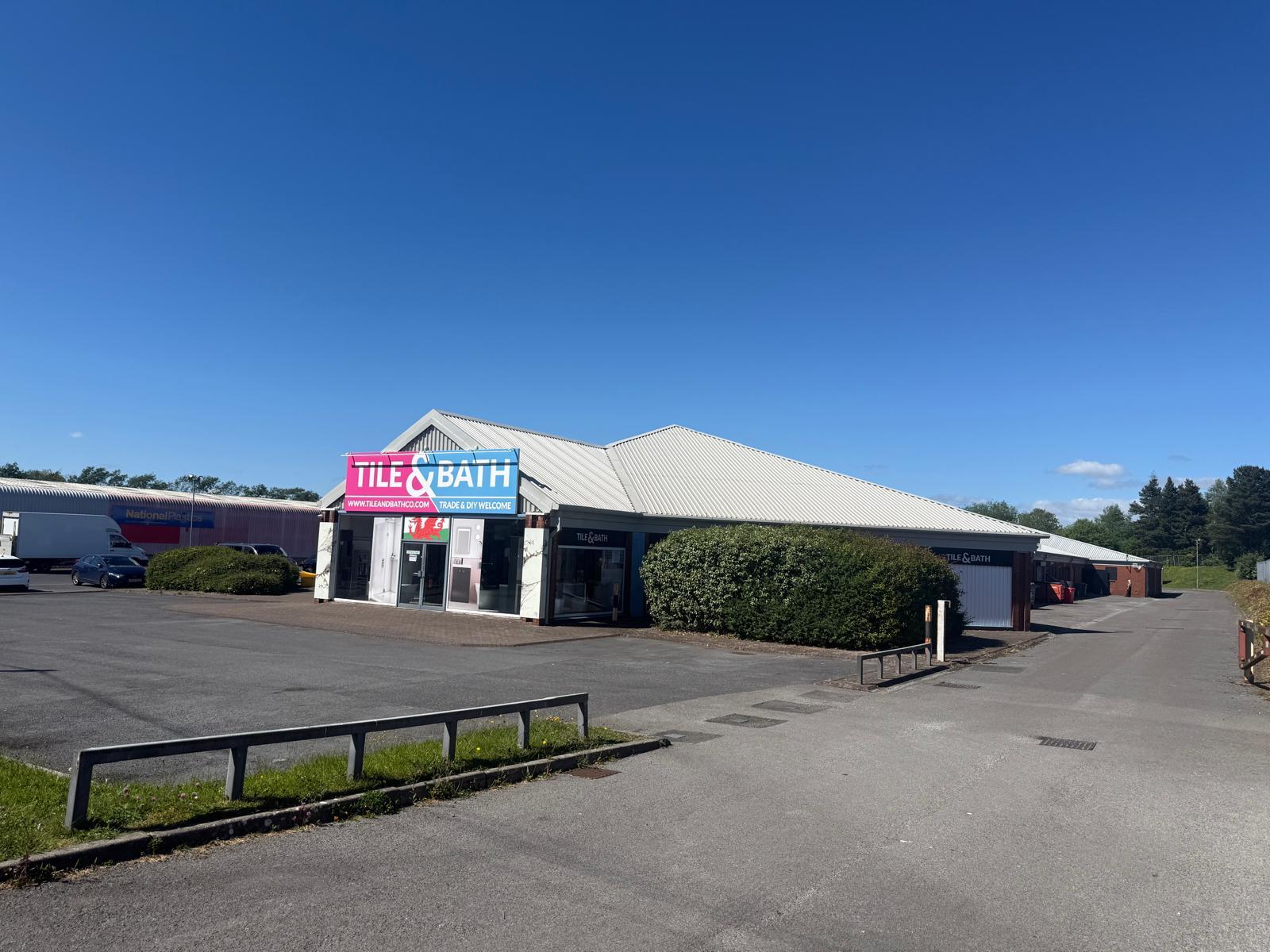 Samlet Rd, Swansea to rent Building Photo- Image 1 of 7