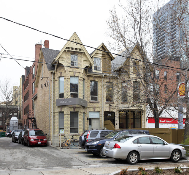 376 Wellington St W, Toronto, ON for rent - Primary Photo - Image 1 of 3