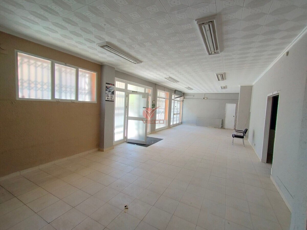Cuenca, CUE 16003 - Unit Puerta IZ, Esc. E - - Interior Photo - Image 2 of 8