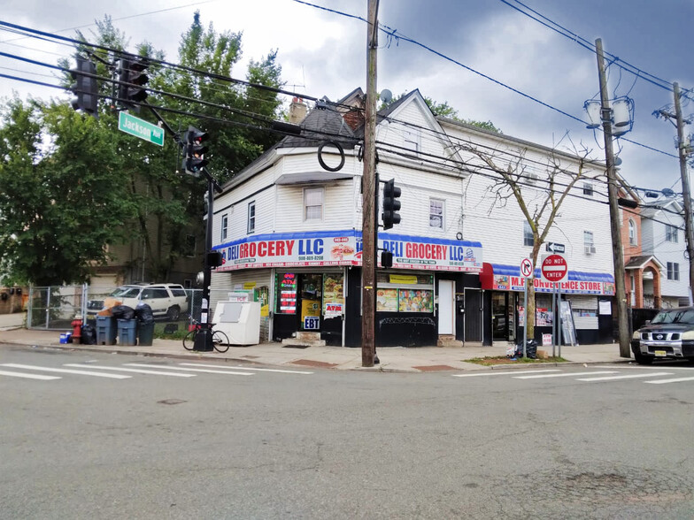 443 Jackson Ave, Elizabeth, NJ for sale - Building Photo - Image 1 of 29