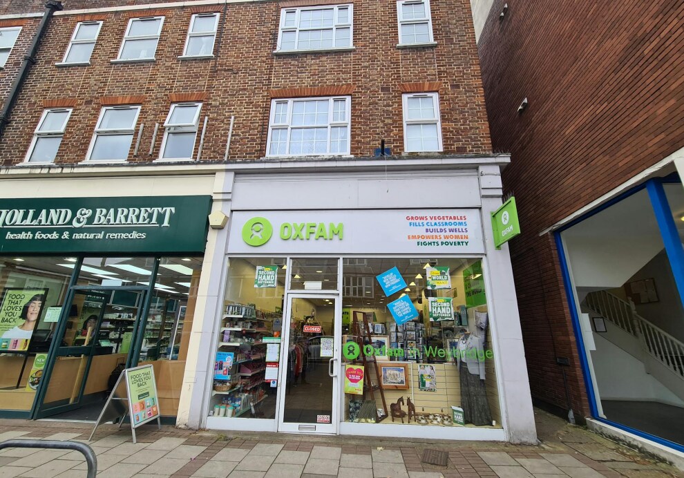 17 High St, Weybridge to rent Building Photo- Image 1 of 5