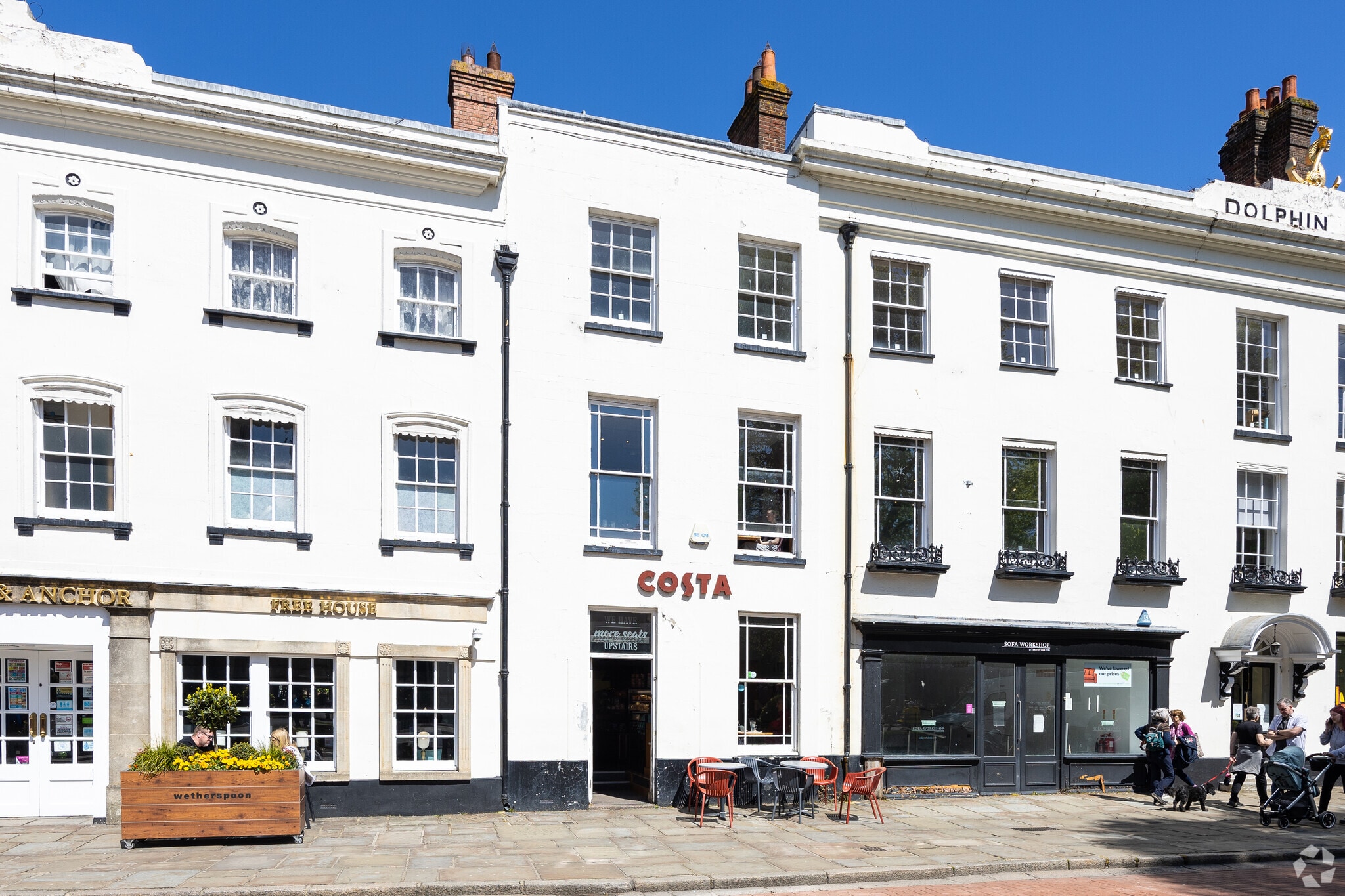 8 West St, Chichester to rent Primary Photo- Image 1 of 3