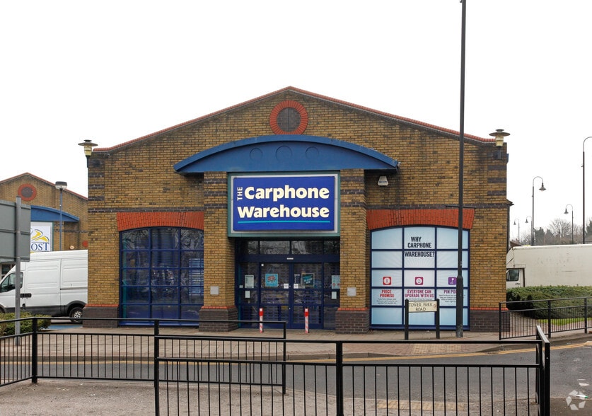 1 Tower Park Rd, Crayford for sale - Primary Photo - Image 1 of 1