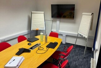 30-32 Church St, Rickmansworth for sale Interior Photo- Image 1 of 3