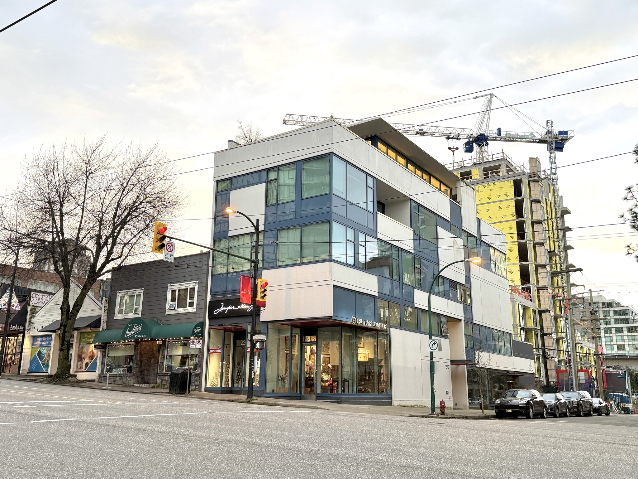 2203 Granville St, Vancouver, BC to rent Building Photo- Image 1 of 5
