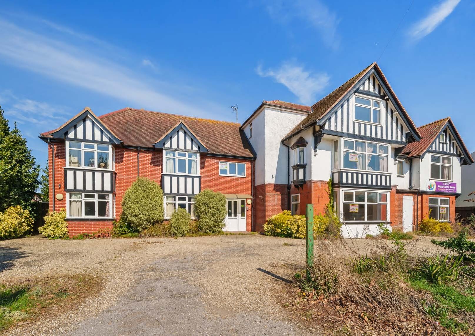 58 High Rd, Felixstowe for sale Primary Photo- Image 1 of 1