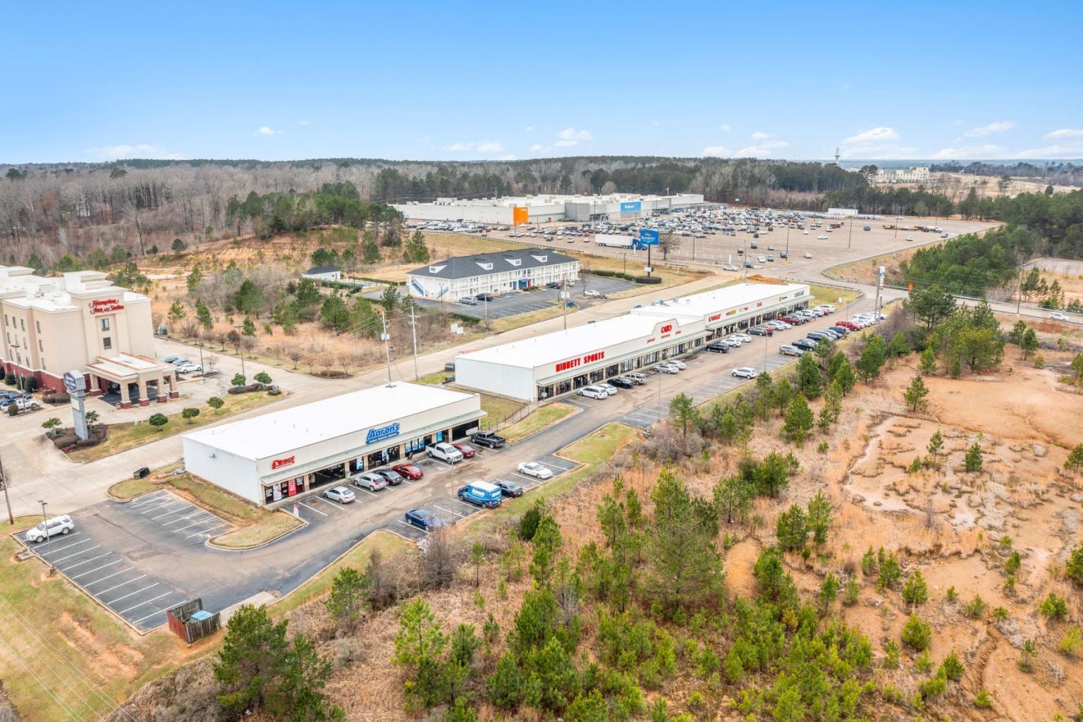 1550 Jameson Dr, Grenada, MS to rent Building Photo- Image 1 of 9