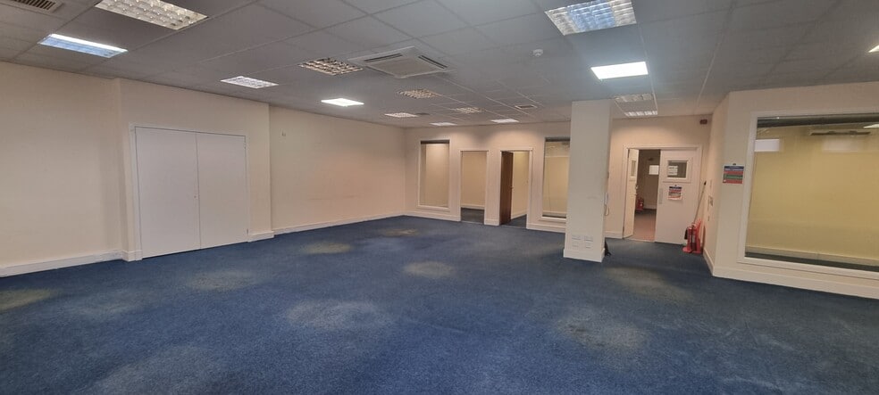 157-159 Broad St, Glasgow to rent - Interior Photo - Image 2 of 13