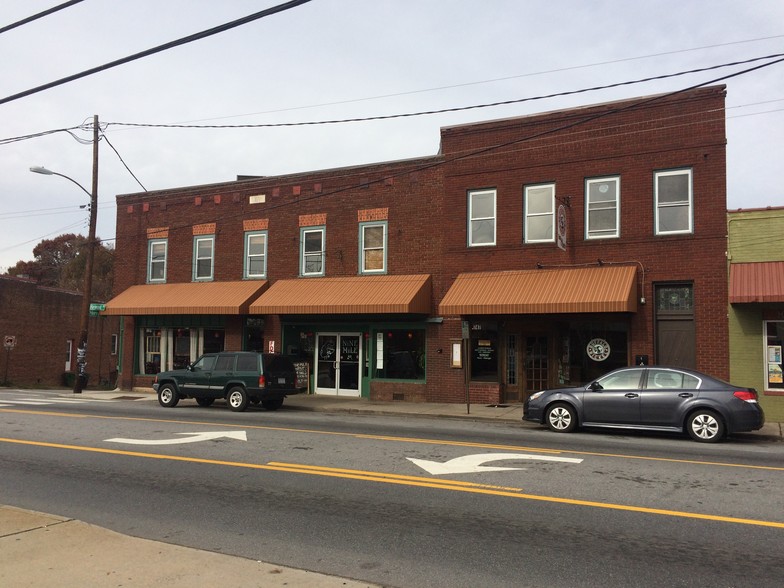 747 Haywood Rd, Asheville, NC for sale - Building Photo - Image 1 of 1