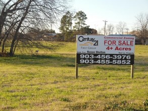 Kari Ln, Greenville, TX for sale Primary Photo- Image 1 of 1