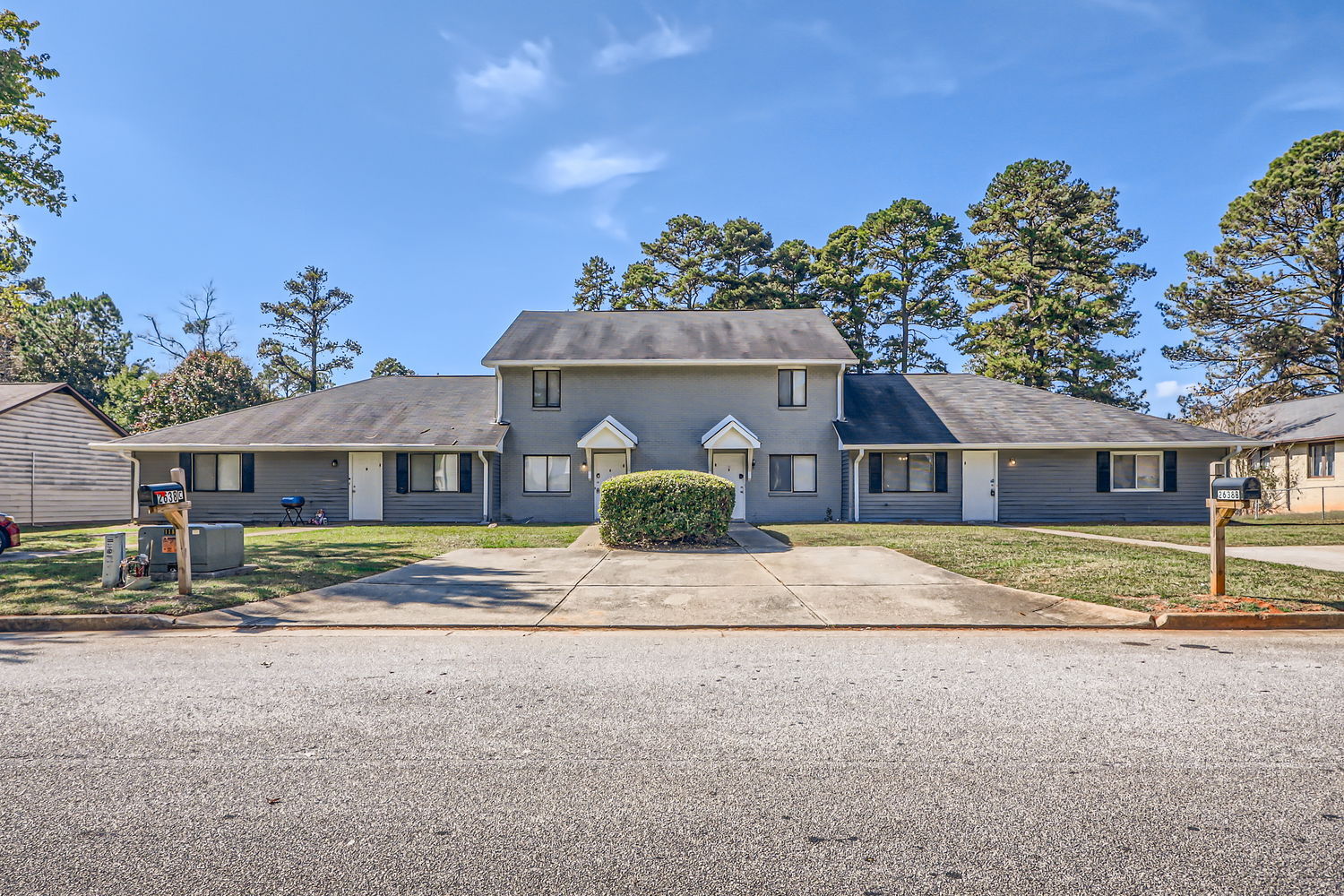 2638 Fieldstone View Ln SE, Conyers, GA for sale Primary Photo- Image 1 of 33