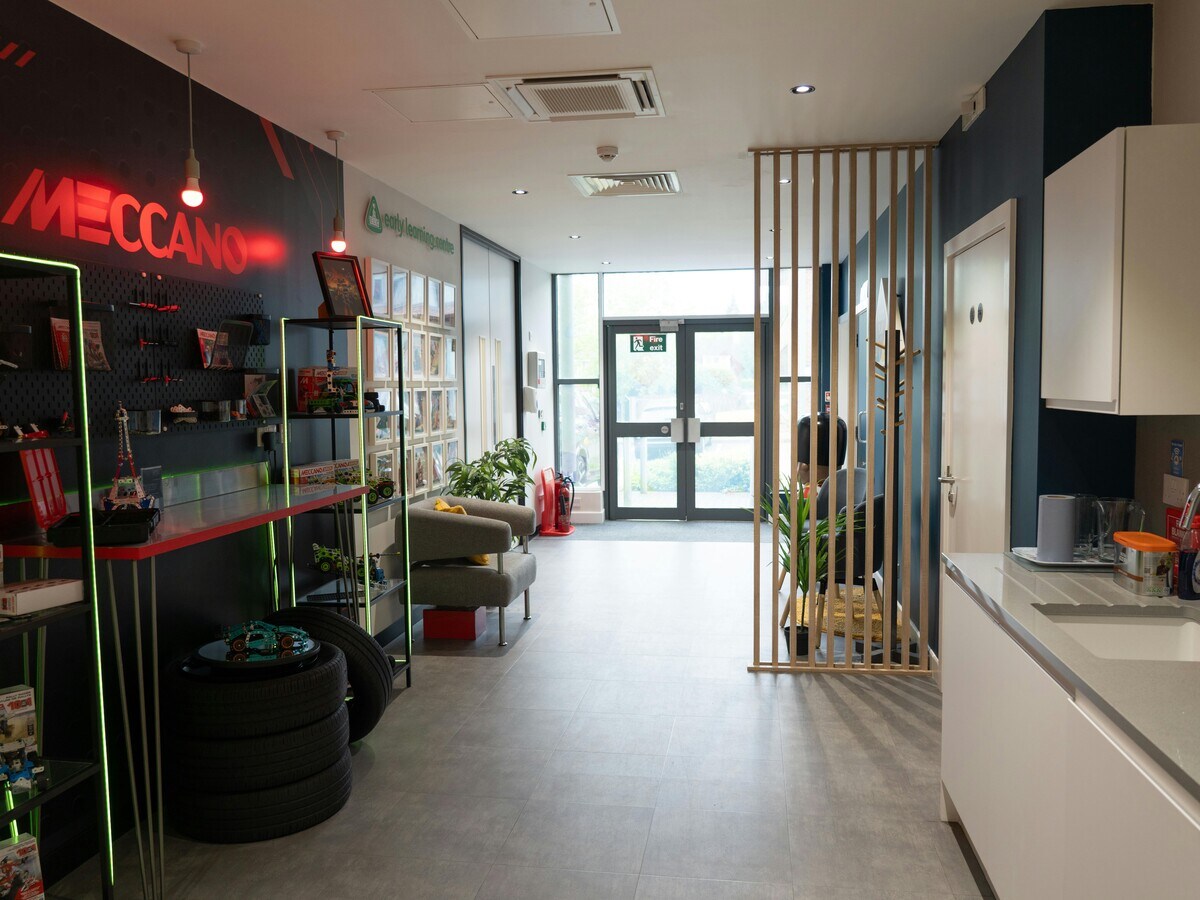 White Lion Rd, Amersham, BKM HP7 9JD - Unit 3 -  - Interior Photo - Image 2 of 4