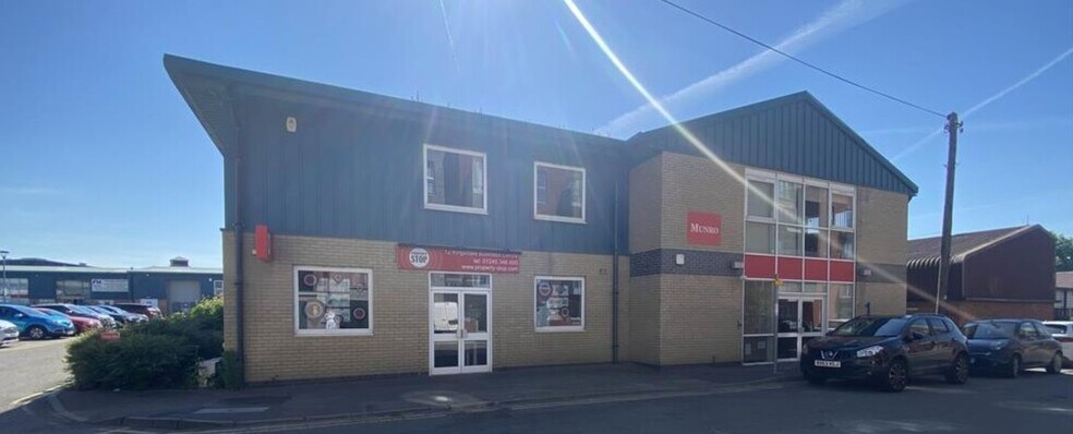 12 Regina Rd, Chelmsford for sale - Building Photo - Image 1 of 1