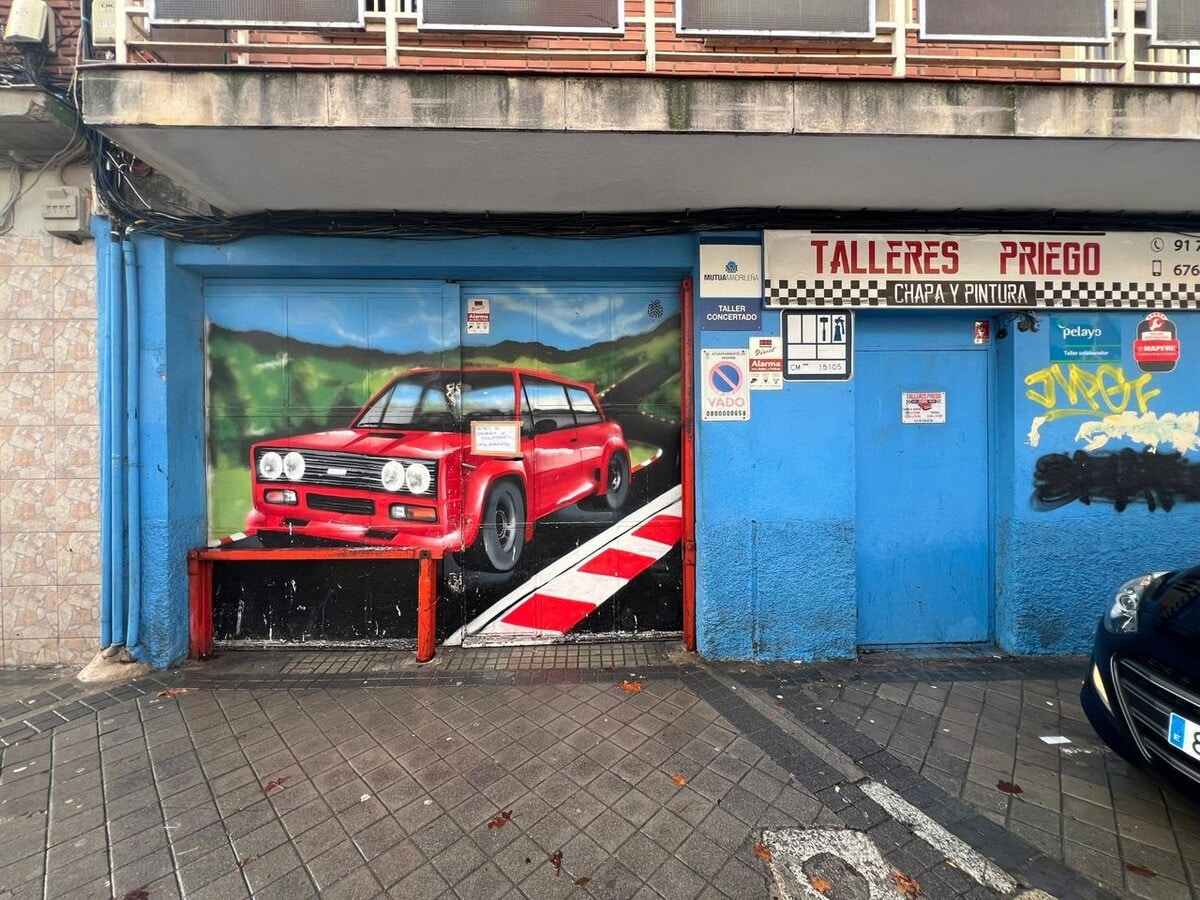 Madrid, MAD 28034 - Unit Puerta 01 -  - Interior Photo - Image 1 of 20