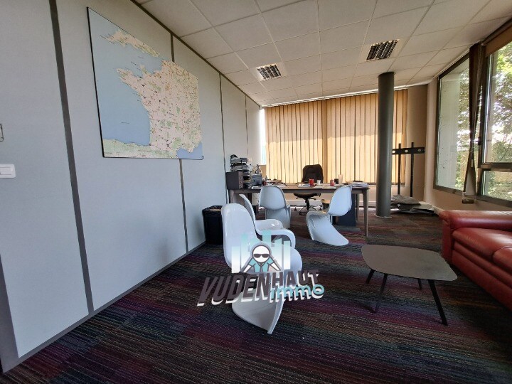 Retail in Portet-sur-Garonne to rent - Interior Photo - Image 3 of 18