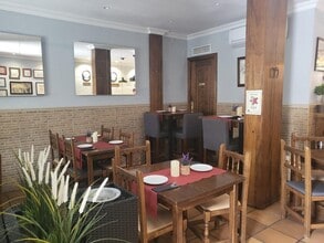 Retail in San Lorenzo de El Escorial, Madrid to rent Interior Photo- Image 2 of 5