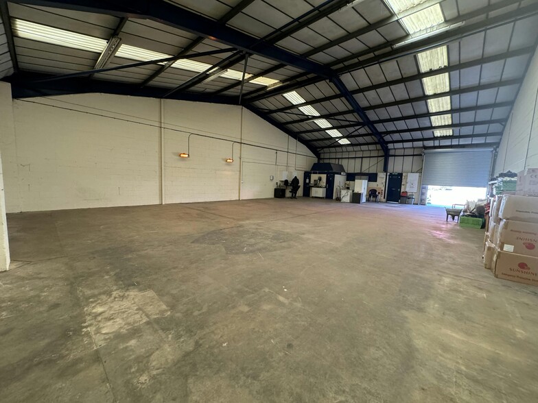 Vulcan Pl, Worksop to rent - Building Photo - Image 2 of 2