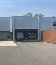 76 Progress Dr, Stamford, CT to rent Building Photo- Image 1 of 3